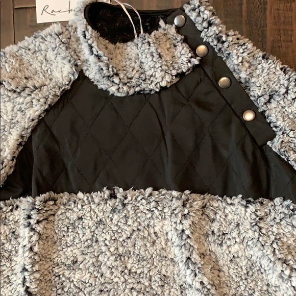 NWT! VERY soft/light  Sherpa - Picture 3 of 9